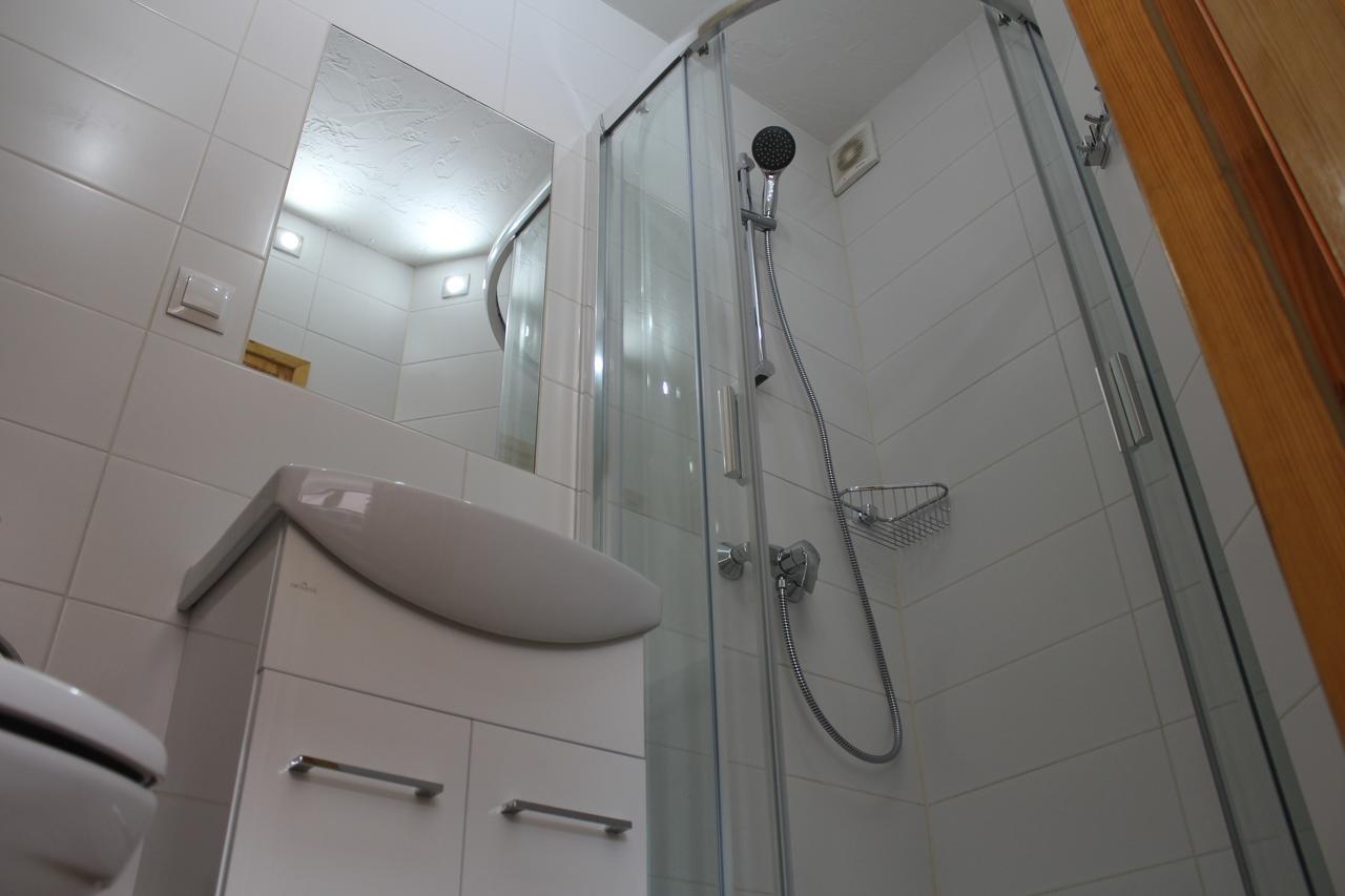 Apartamenty I Pokoje Goscinne Dziedzic Jozef Suche Bagian luar foto