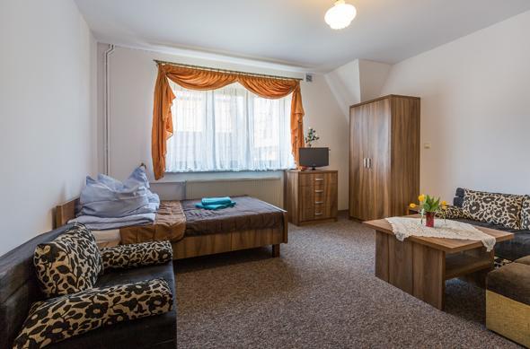 Apartamenty I Pokoje Goscinne Dziedzic Jozef Suche Bagian luar foto